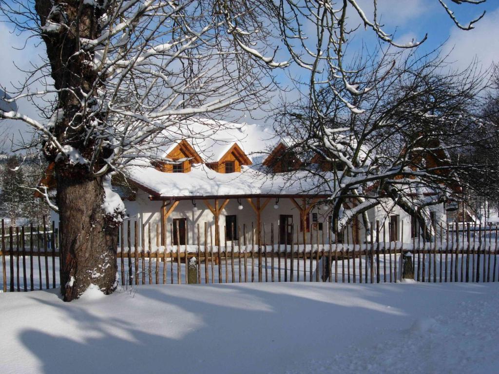 Pension Klokoci Sněžné Exterior foto